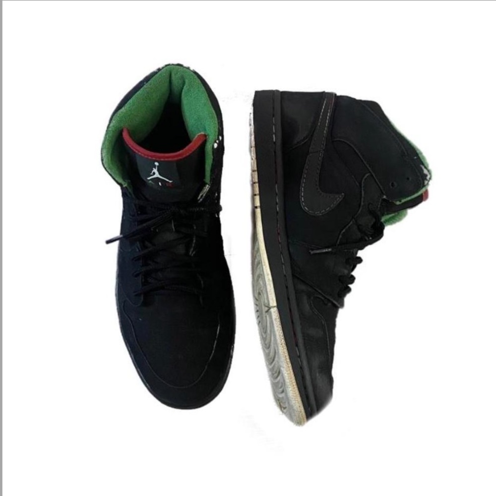 Jordan 1 RetroCinco de Mayo (Black)